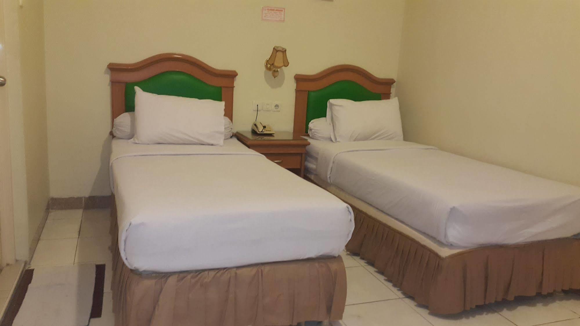 Hotel Maricaya Makassar Eksteriør bilde
