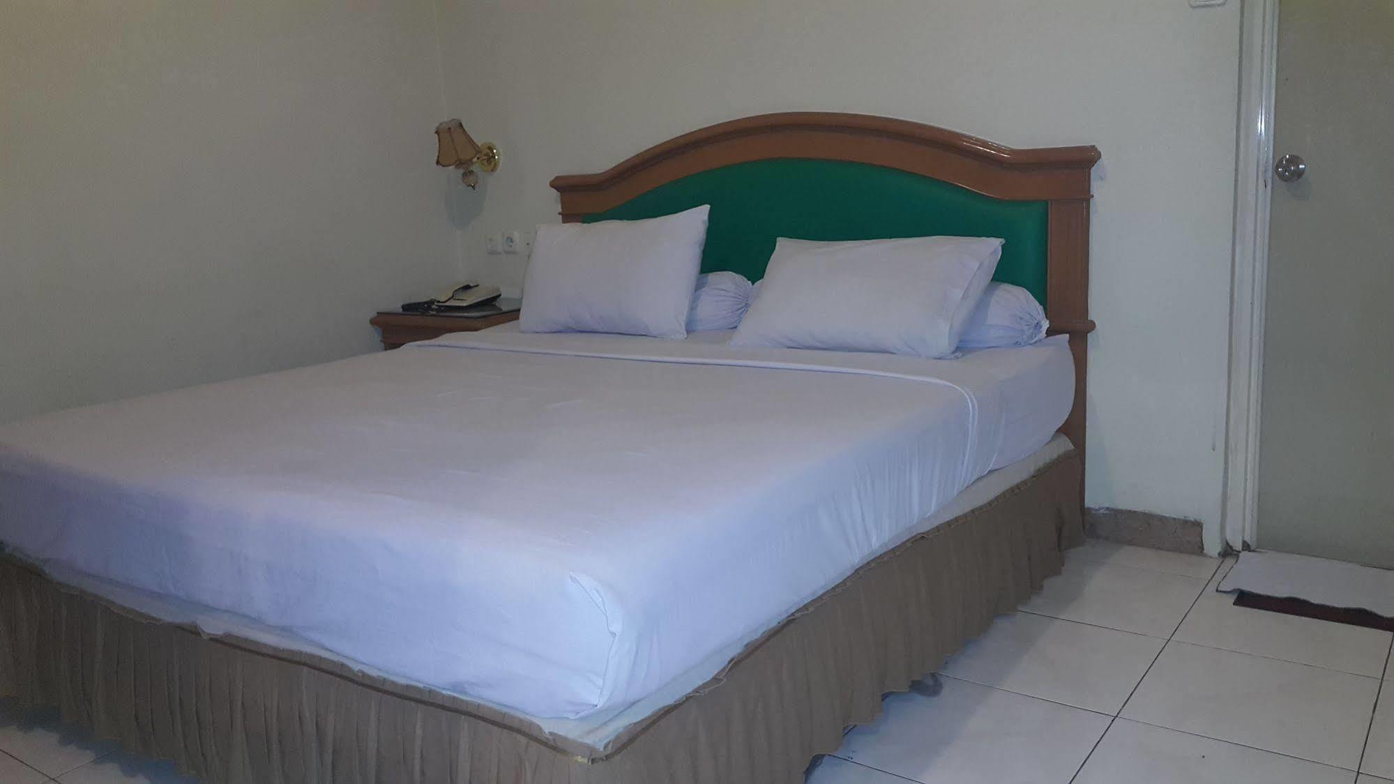 Hotel Maricaya Makassar Eksteriør bilde