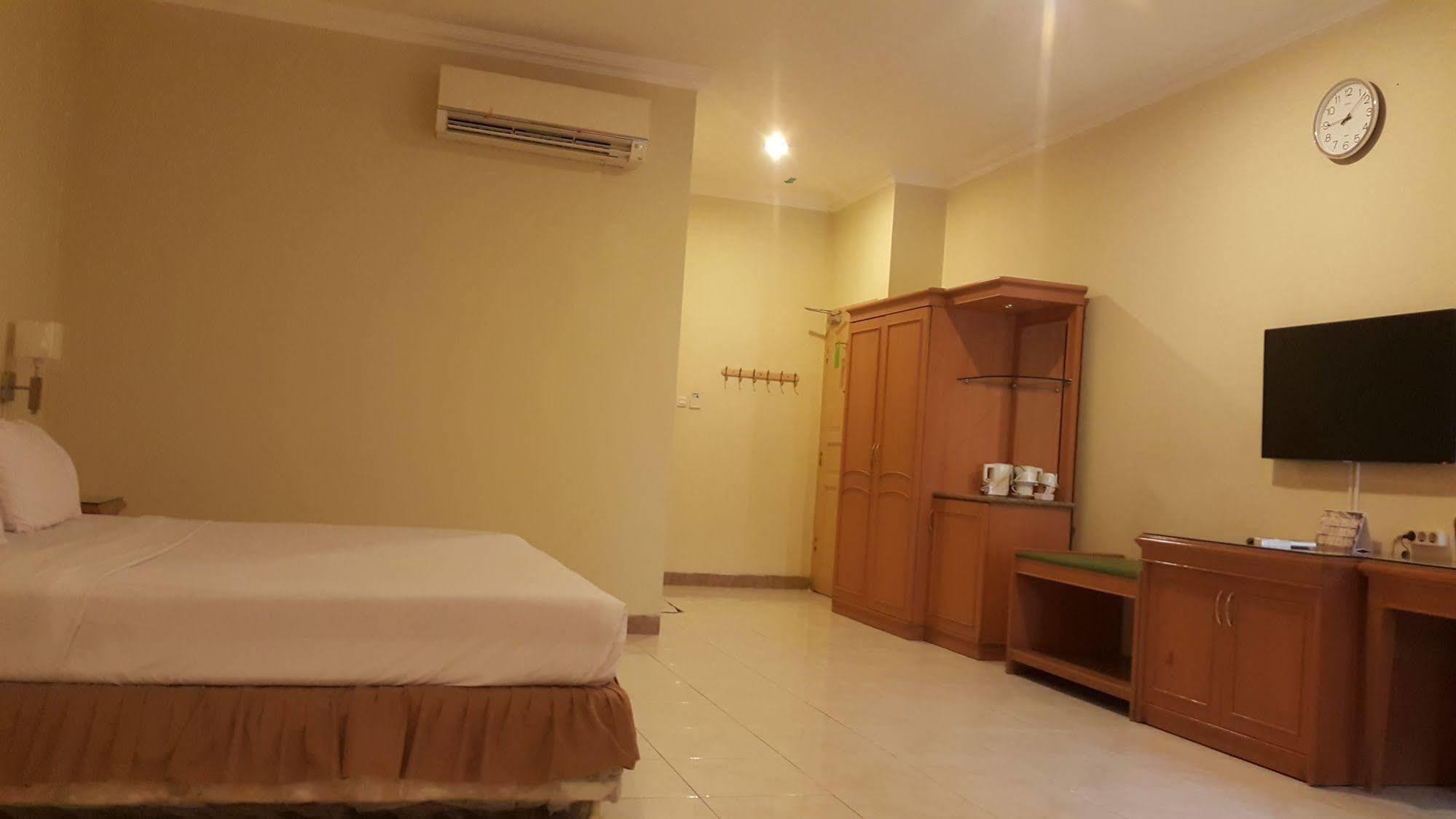 Hotel Maricaya Makassar Eksteriør bilde